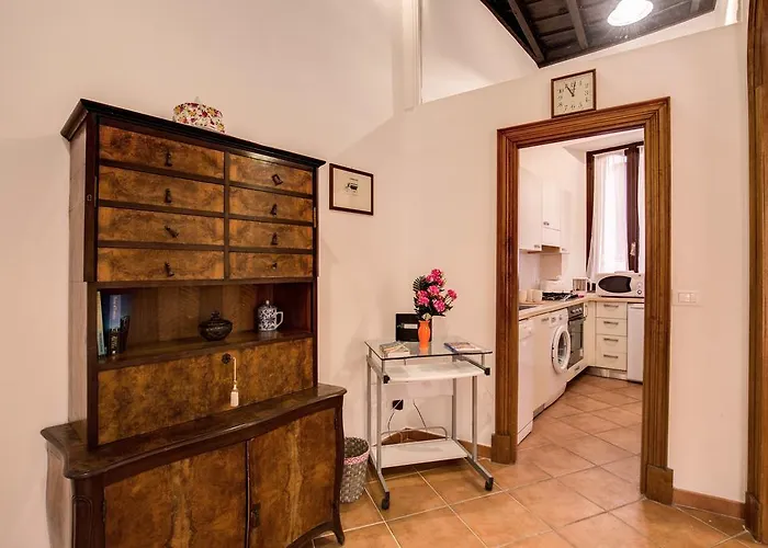 Apartment Navona Flowers